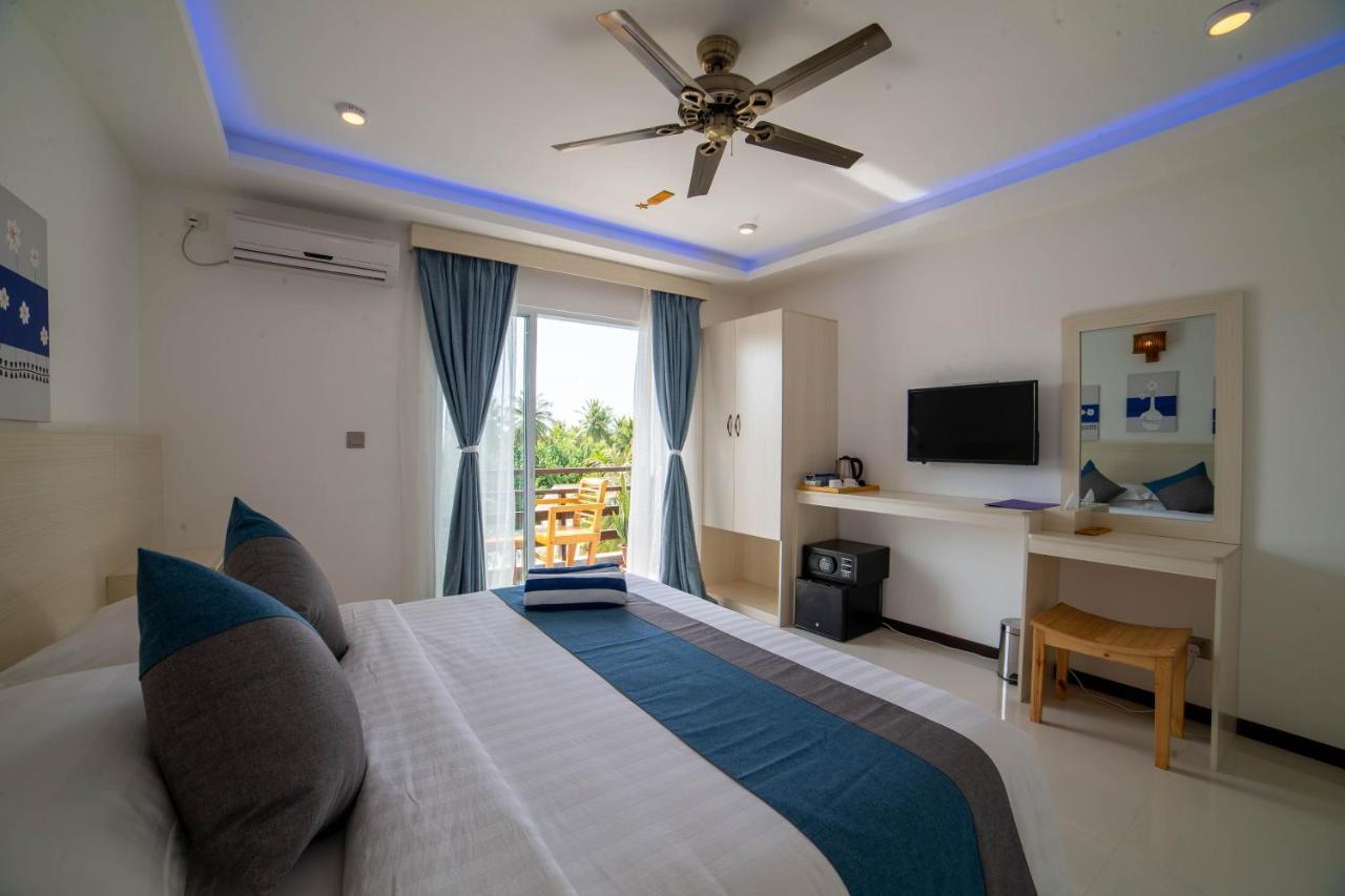Grand Beach Dhigurah Dhigurah  Esterno foto
