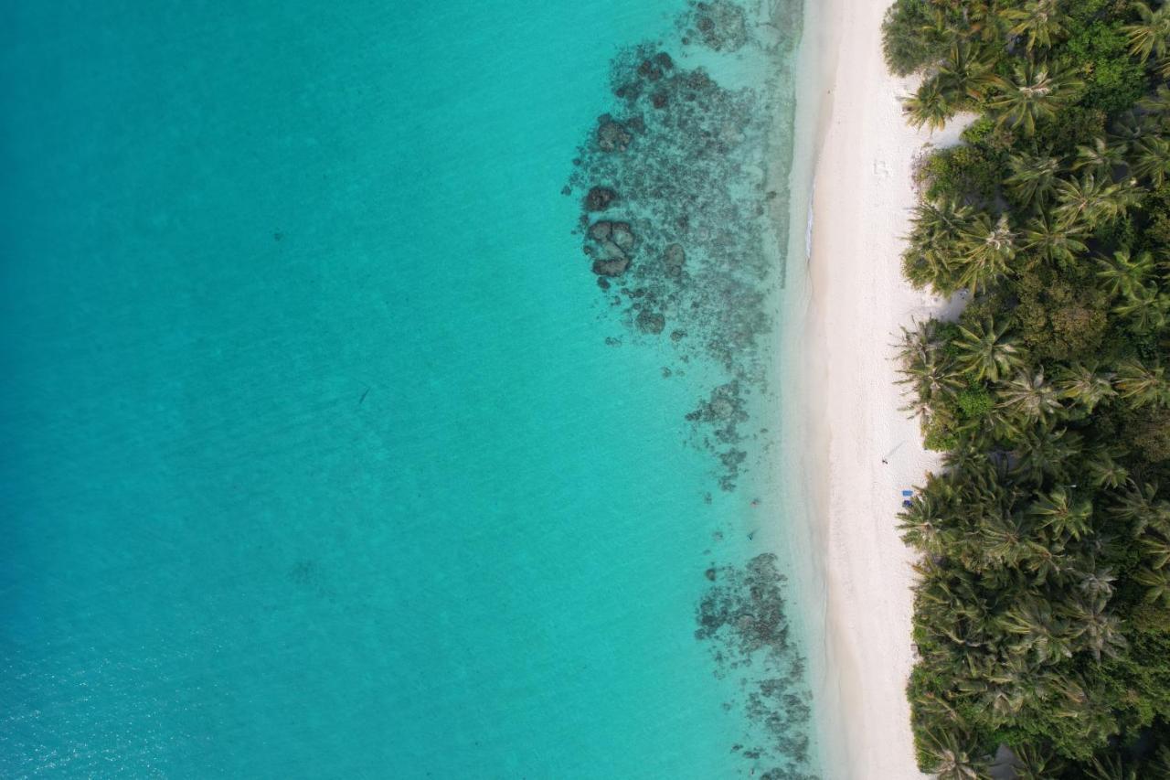Grand Beach Dhigurah Dhigurah  Esterno foto