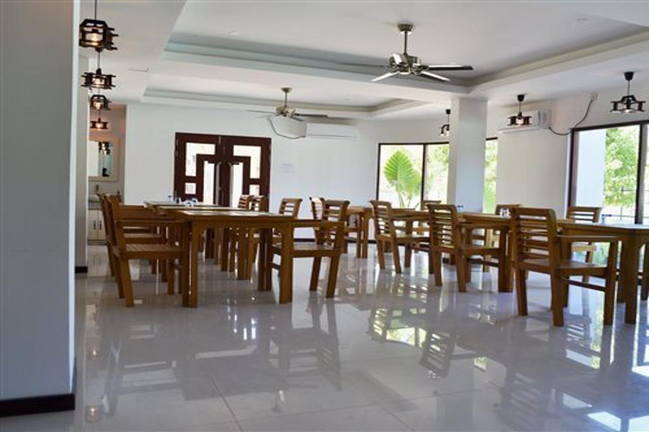 Grand Beach Dhigurah Dhigurah  Esterno foto