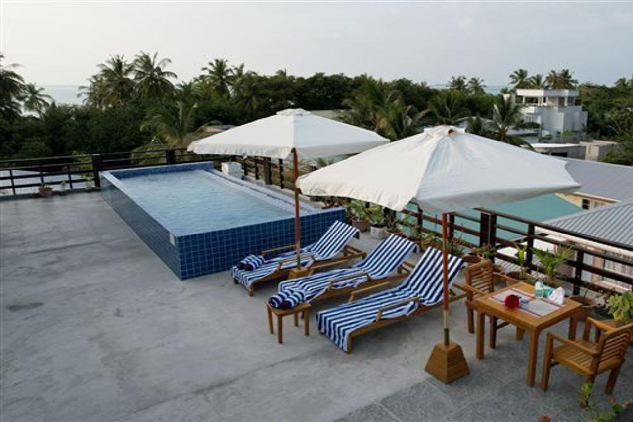 Grand Beach Dhigurah Dhigurah  Esterno foto